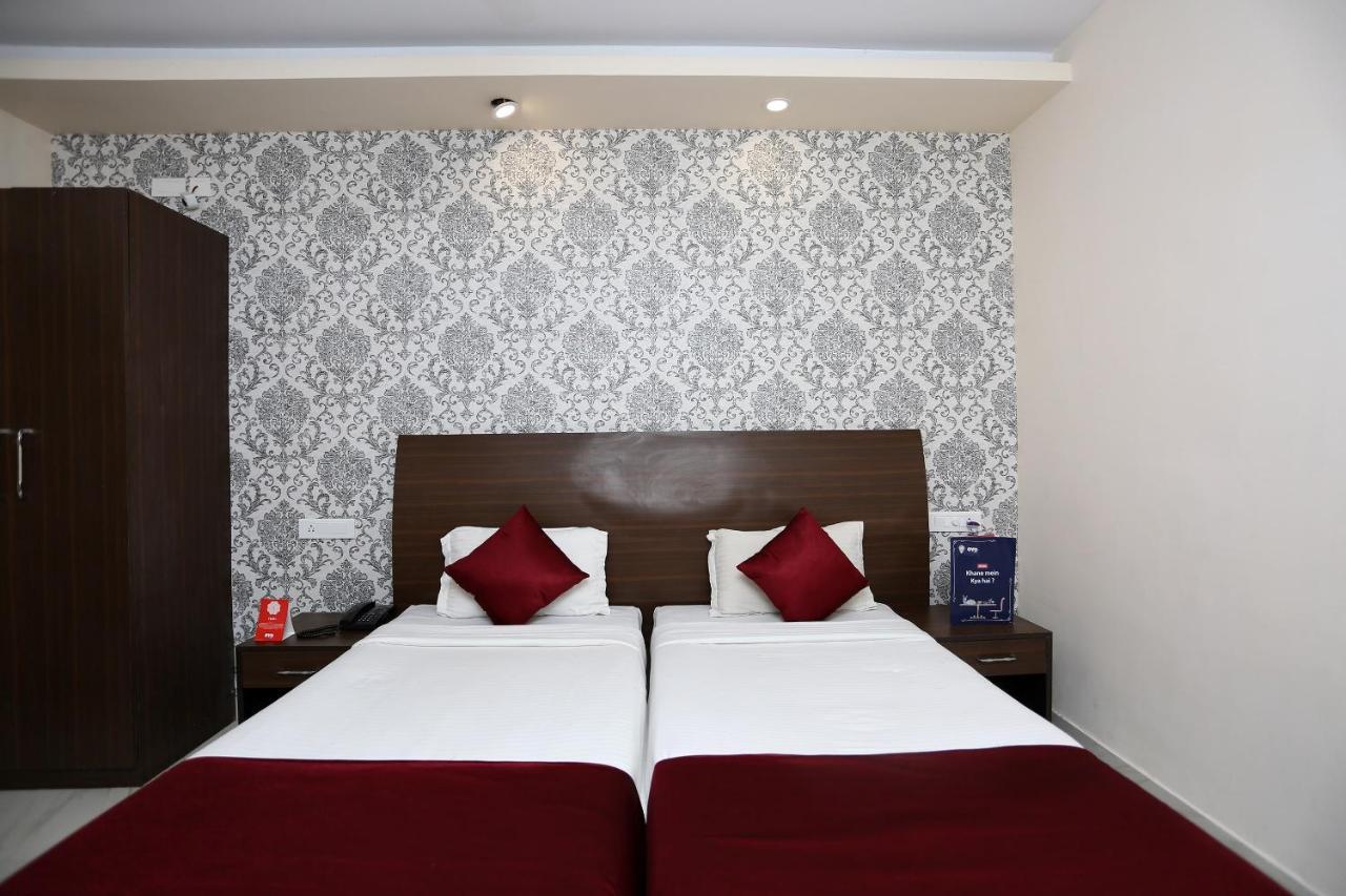 Hotel Railview 布巴内什瓦尔 外观 照片